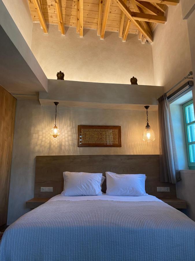 Aristi Boutique Stonehouse With Attic Apartment Bagian luar foto
